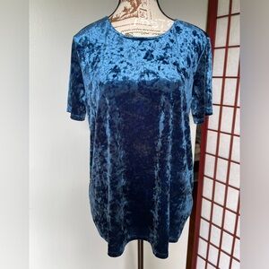 Crushed velvet shirt with back ribbon tie, size M